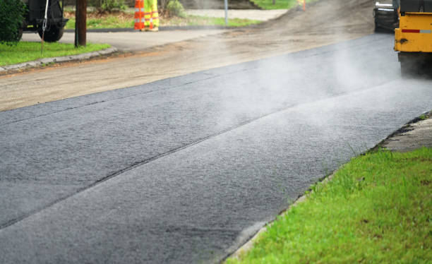 Best Asphalt Driveway Paving in North Seekonk, MA